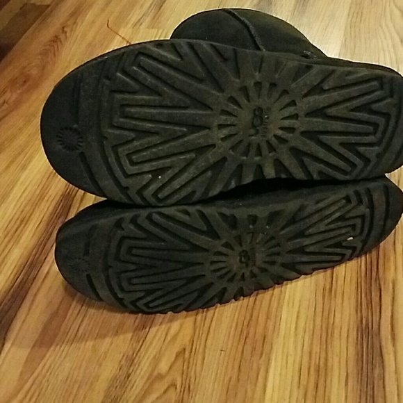 Black Uggs - Picture 6 of 8